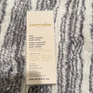 Ever Eden Kids Multi-Vitamin body lotion